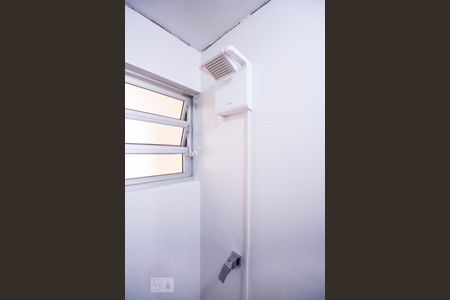 Apartamento à venda com 38m², 1 quarto e sem vagaBANHEIRO