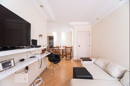 Sala de apartamento para alugar com 3 quartos, 88m² em Moema, São Paulo