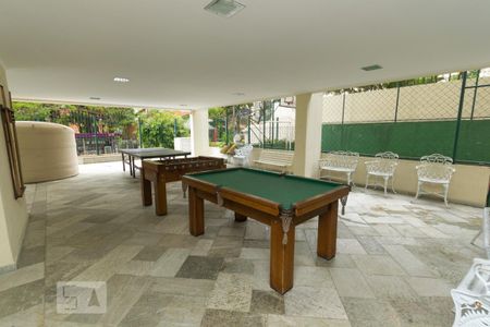 Apartamento à venda com 96m², 3 quartos e 1 vaga Apartamento à venda com 96m², 3 quartos e 1 vagaSalão de jogos
