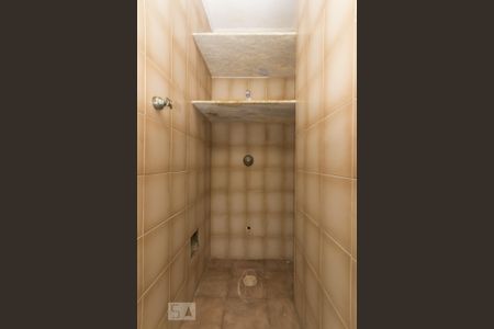 Apartamento à venda com 96m², 3 quartos e 1 vaga Apartamento à venda com 96m², 3 quartos e 1 vagaBanheiro de serviço