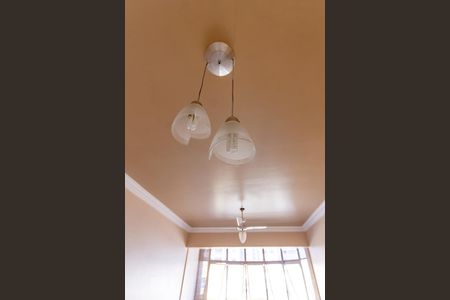 Sala de apartamento para alugar com 3 quartos, 74m² em Setor Bela Vista, Goiânia