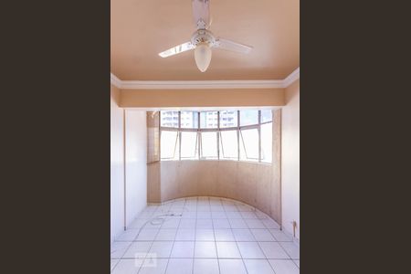Sala de apartamento para alugar com 3 quartos, 74m² em Setor Bela Vista, Goiânia