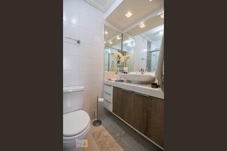 Apartamento para alugar com 86m², 2 quartos e 2 vagasBanheiro suíte 