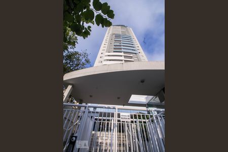 Apartamento para alugar com 86m², 2 quartos e 2 vagasFachada