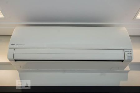 Sala de estar detalhe de apartamento para alugar com 2 quartos, 86m² em Alto da Lapa, São Paulo