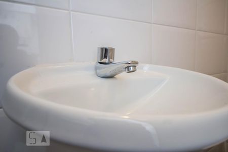 Apartamento para alugar com 86m², 2 quartos e 2 vagasLavabo detalhe