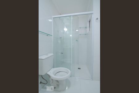 Banheiro de kitnet/studio para alugar com 1 quarto, 47m² em Centro, Campinas