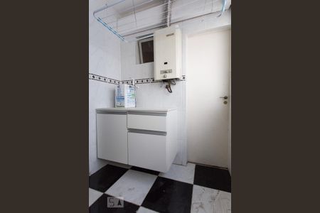 Área de serviço de apartamento para alugar com 3 quartos, 110m² em Jardim Paulista, São Paulo