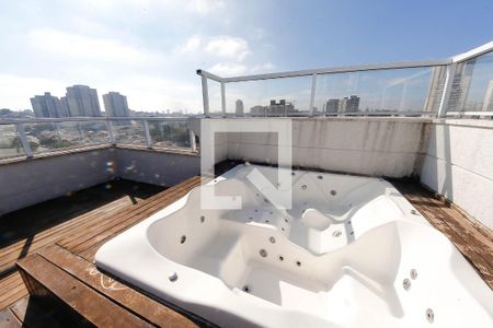 Apartamento para alugar com 140m², 2 quartos e 3 vagas Apartamento para alugar com 140m², 2 quartos e 3 vagasCobertura