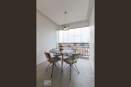 Varanda  de apartamento para alugar com 3 quartos, 140m² em Vila Ema, São Paulo