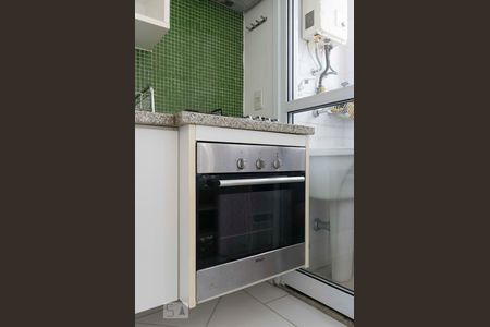 Apartamento para alugar com 50m², 1 quarto e 1 vaga1o. Andar - Cozinha (Forno)