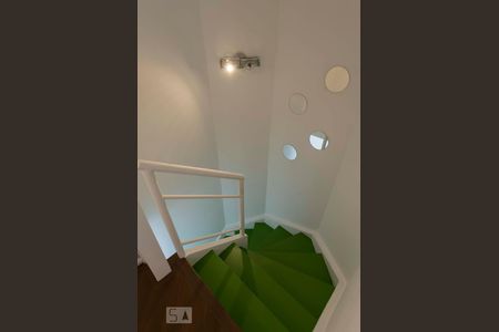 Apartamento para alugar com 50m², 1 quarto e 1 vaga2o. Andar - Escadas