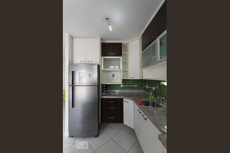Apartamento para alugar com 50m², 1 quarto e 1 vaga1o. Andar - Cozinha