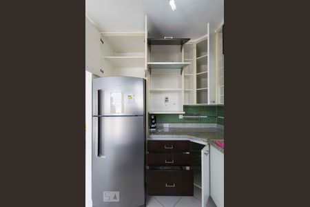 Apartamento para alugar com 50m², 1 quarto e 1 vaga1o. Andar - Cozinha (Armários)