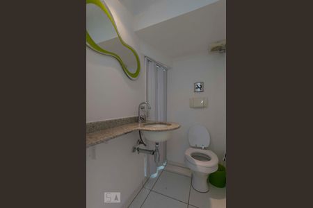1o. Andar - Lavabo de apartamento para alugar com 1 quarto, 50m² em Vila Mariana, São Paulo