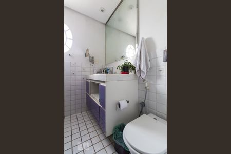 Banheiro de apartamento para alugar com 4 quartos, 136m² em Brooklin Paulista, São Paulo
