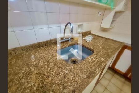 Apartamento à venda com 70m², 1 quarto e 1 vagaCopa / Cozinha