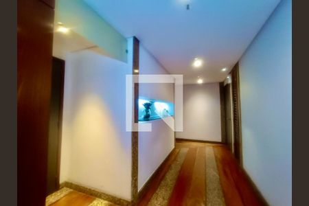 Apartamento à venda com 70m², 1 quarto e 1 vagaPortaria