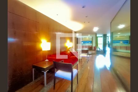 Apartamento à venda com 70m², 1 quarto e 1 vagaPortaria