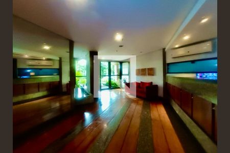 Apartamento à venda com 70m², 1 quarto e 1 vagaPortaria