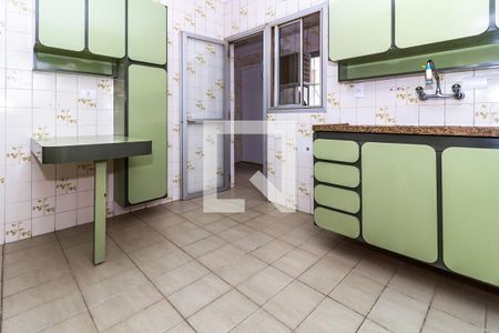 Apartamento para alugar com 145m², 3 quartos e 2 vagasCozinha