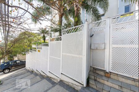 Apartamento à venda com 89m², 2 quartos e 4 vagas Apartamento à venda com 89m², 2 quartos e 4 vagasFachada