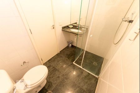 Apartamento à venda com 89m², 2 quartos e 4 vagas Apartamento à venda com 89m², 2 quartos e 4 vagasBanheiro