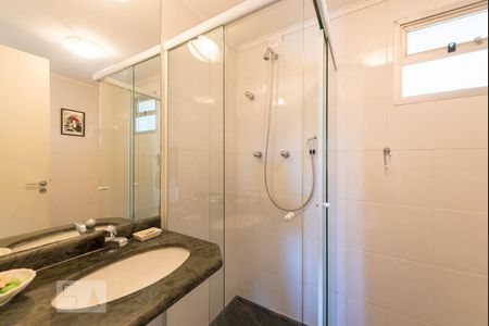 Apartamento à venda com 89m², 2 quartos e 4 vagas Apartamento à venda com 89m², 2 quartos e 4 vagasBanheiro