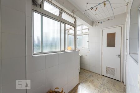 Apartamento à venda com 89m², 2 quartos e 4 vagas Apartamento à venda com 89m², 2 quartos e 4 vagasArea Serviço