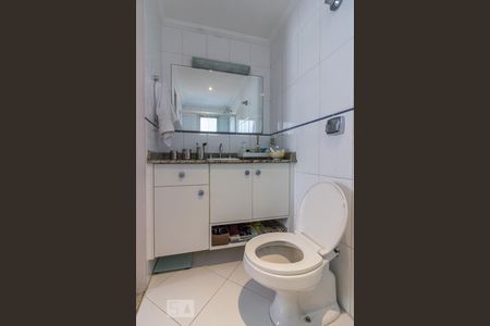 Banheiro de apartamento para alugar com 1 quarto, 36m² em Santa Cecília, São Paulo