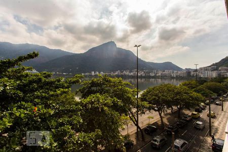 Apartamento para alugar com 160m², 3 quartos e 1 vagaCristo Redentor visto do apartamento
