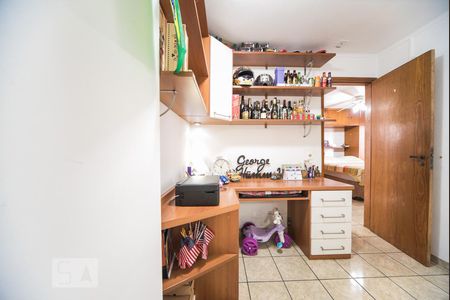 Corredor de apartamento para alugar com 3 quartos, 127m² em Moema, São Paulo