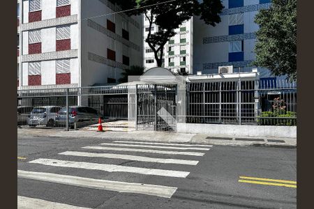 Apartamento para alugar com 85m², 3 quartos e 1 vagaFachada