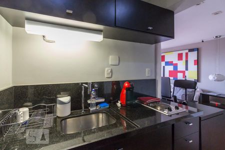 Cozinha de kitnet/studio à venda com 1 quarto, 45m² em Higienópolis, São Paulo
