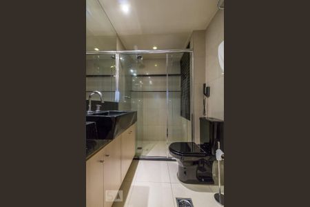 Banheiro de kitnet/studio à venda com 1 quarto, 45m² em Higienópolis, São Paulo