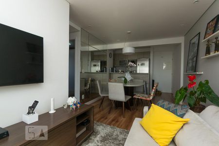 Sala de apartamento à venda com 2 quartos, 65m² em Vila Firmiano Pinto, São Paulo