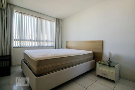 QUARTO SUÍTE de apartamento para alugar com 2 quartos, 60m² em Asa Norte, Brasília