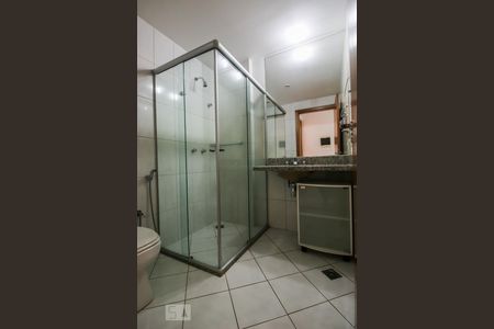 BANHEIRO SOCIAL de apartamento para alugar com 2 quartos, 60m² em Asa Norte, Brasília