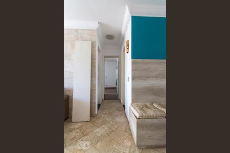 Corredor de Acesso aos Quartos e Banheiro  de apartamento para alugar com 2 quartos, 67m² em Tatuapé, São Paulo