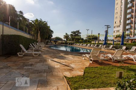 Apartamento para alugar com 67m², 2 quartos e 1 vagaArea das Piscinas 