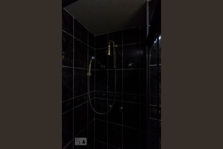 Apartamento para alugar com 67m², 2 quartos e 1 vagaChuveiro do Banheiro Suíte 