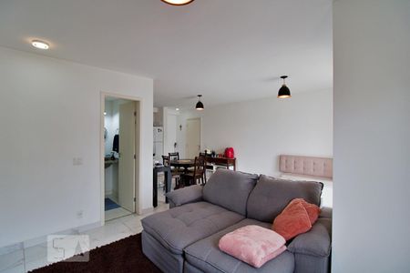 Sala de apartamento para alugar com 2 quartos, 69m² em Parque Reboucas, São Paulo