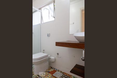 Apartamento para alugar com 80m², 2 quartos e 1 vaga Apartamento para alugar com 80m², 2 quartos e 1 vagaBanheiro