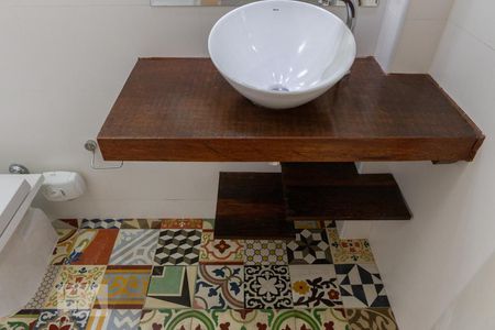 Apartamento para alugar com 80m², 2 quartos e 1 vaga Apartamento para alugar com 80m², 2 quartos e 1 vagaBanheiro