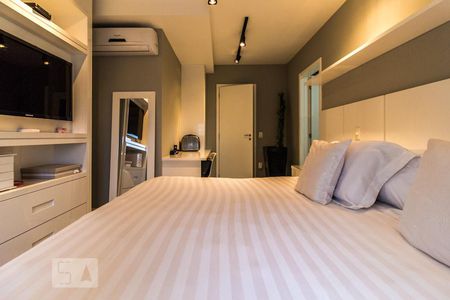 Apartamento à venda com 159m², 4 quartos e 2 vagasSuíte 1