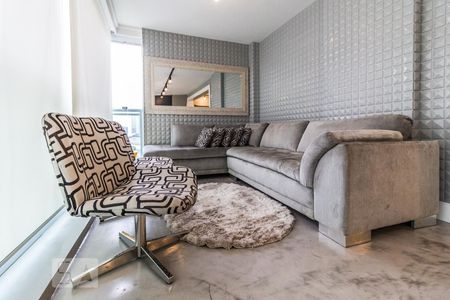 Apartamento à venda com 159m², 4 quartos e 2 vagasVaranda