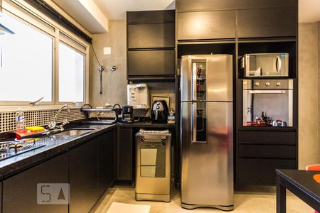 Apartamento à venda com 159m², 4 quartos e 2 vagasCozinha