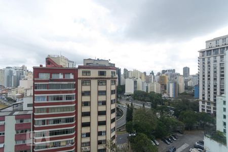 Vista da janela da sala - quarto de kitnet/studio para alugar com 1 quarto, 36m² em Liberdade, São Paulo
