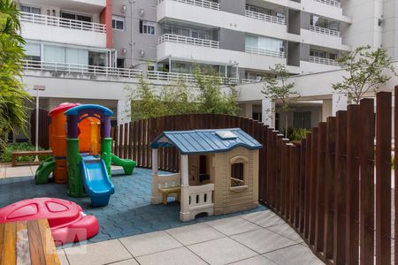 Apartamento para alugar com 42m², 1 quarto e 1 vaga Apartamento para alugar com 42m², 1 quarto e 1 vagaPlayground