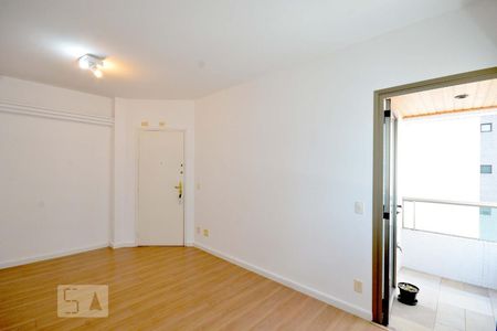 Sala de apartamento para alugar com 1 quarto, 45m² em Aclimação, São Paulo